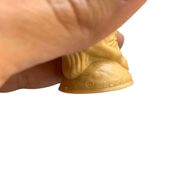 Edwin S Lowe Renaissance Plastic Felt Bottom Chessmen Vintage 32 Pieces - Picture 12 of 13